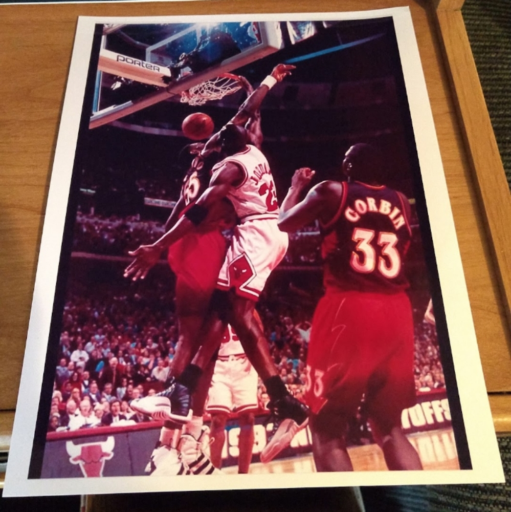 MICHAEL AIR JORDAN CHICAGO BULLS VINTAGE ULTRA PREMIUM GLOSSY NBA 8.5x11 POSTER